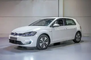 Used VOLKSWAGEN GOLF Electric 2020 Ad certified 