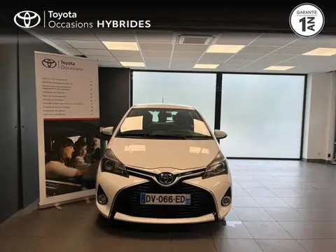 Used TOYOTA YARIS Hybrid 2015 Ad 