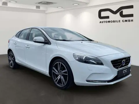 Annonce VOLVO V40 Diesel 2015 d'occasion 