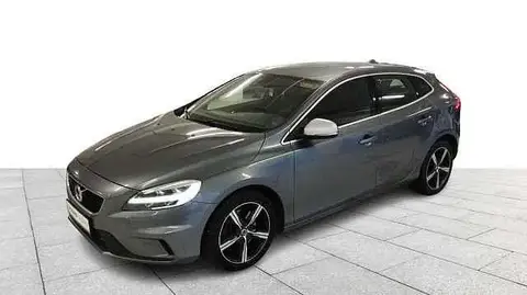 Used VOLVO V40 Petrol 2019 Ad Luxembourg