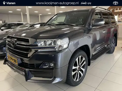 Annonce TOYOTA LAND CRUISER Essence 2019 d'occasion 