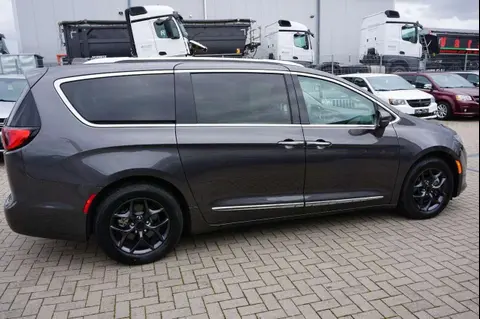 Used CHRYSLER PACIFICA LPG 2019 Ad 