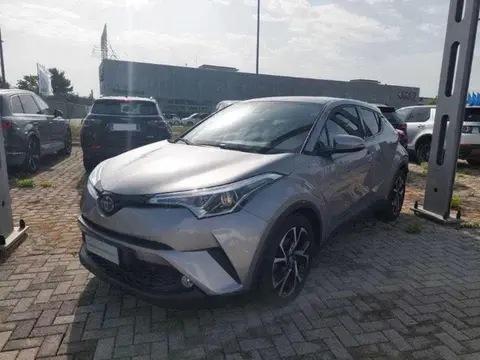Used TOYOTA C-HR Electric 2019 Ad 