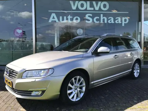 Annonce VOLVO V70 Essence 2015 d'occasion 