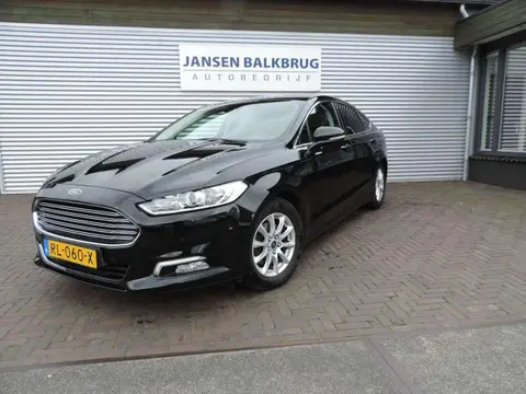 Used FORD MONDEO Petrol 2017 Ad 