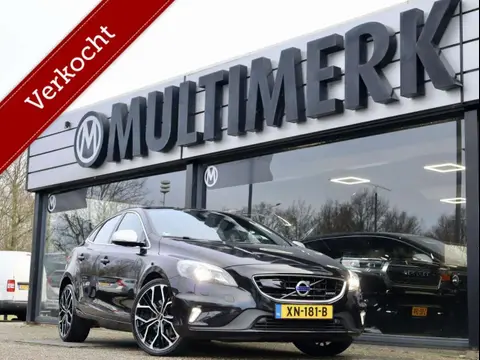 Annonce VOLVO V40 Essence 2014 d'occasion 