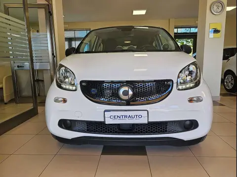 Used SMART FORFOUR Electric 2019 Ad 