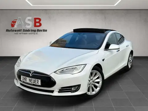Used TESLA MODEL S Electric 2016 Ad Germany