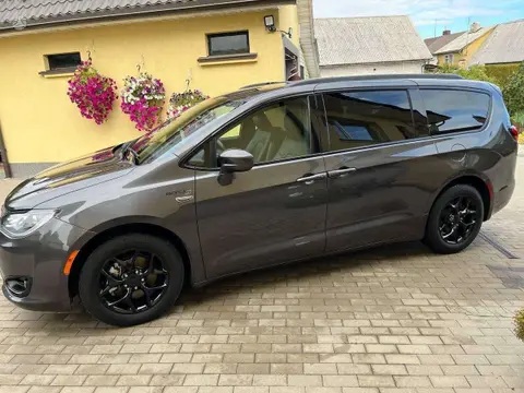Used CHRYSLER PACIFICA Petrol 2018 Ad 