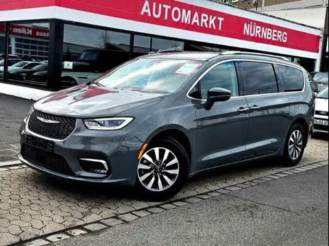 Used CHRYSLER PACIFICA Petrol 2021 Ad Germany