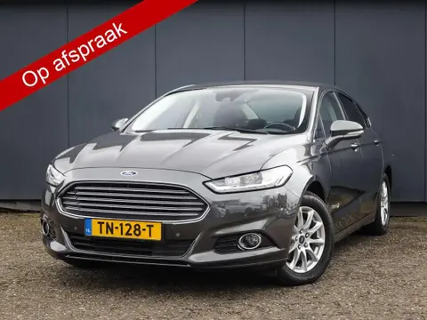 Used FORD MONDEO Hybrid 2018 Ad 