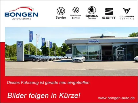 Used VOLKSWAGEN SHARAN Petrol 2021 Ad Germany