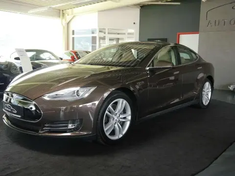 Used TESLA MODEL S Electric 2014 Ad Germany