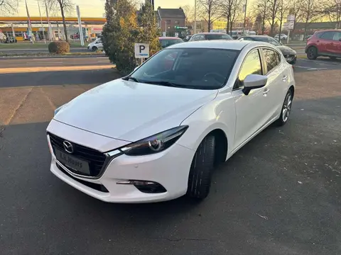 Annonce MAZDA 3 Essence 2017 d'occasion Allemagne