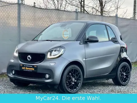 Used SMART FORTWO Petrol 2015 Ad Germany