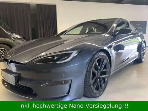 Used TESLA MODEL S Electric 2023 Ad Germany