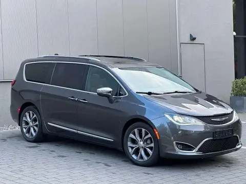 Used CHRYSLER PACIFICA Petrol 2019 Ad 