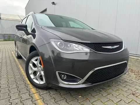Used CHRYSLER PACIFICA LPG 2018 Ad 