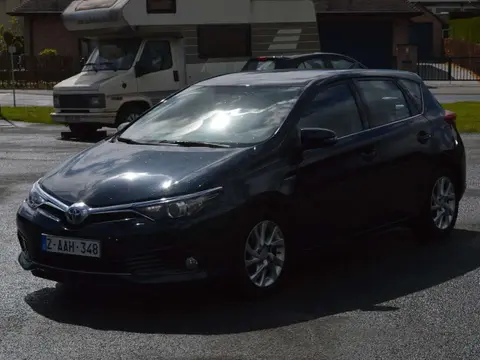 Used TOYOTA AURIS Hybrid 2016 Ad Belgium