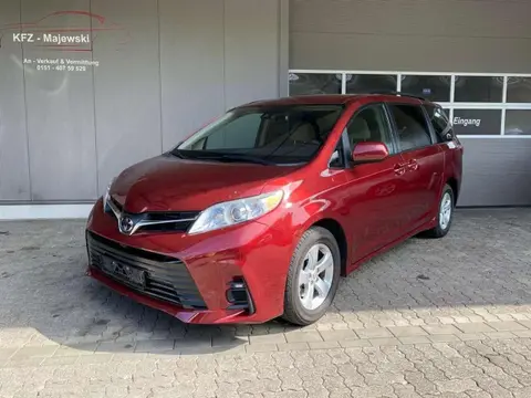 Annonce TOYOTA SIENNA Essence 2018 d'occasion 