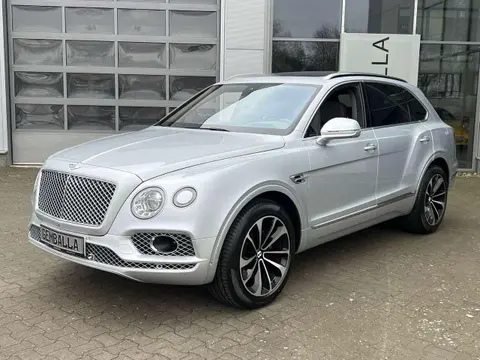 Annonce BENTLEY BENTAYGA Essence 2017 d'occasion Allemagne