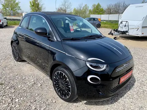Used FIAT 500C Electric 2022 Ad 