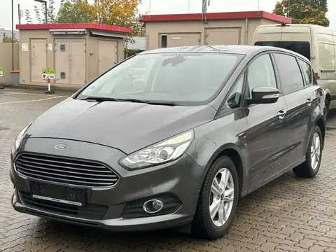 Used FORD S-MAX Petrol 2017 Ad Germany