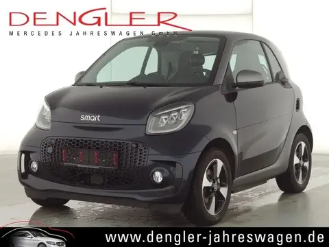 Used SMART FORTWO Electric 2022 Ad Germany