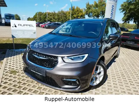 Used CHRYSLER PACIFICA Petrol 2021 Ad Germany