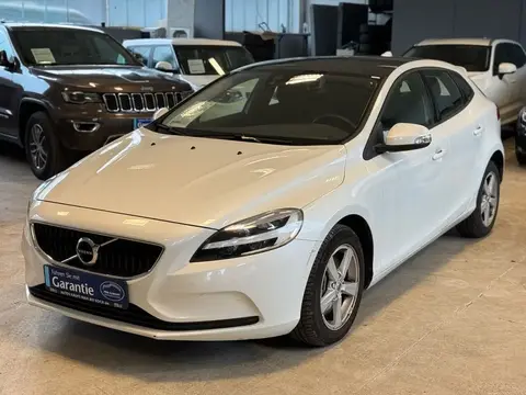 Annonce VOLVO V40 Essence 2018 d'occasion 