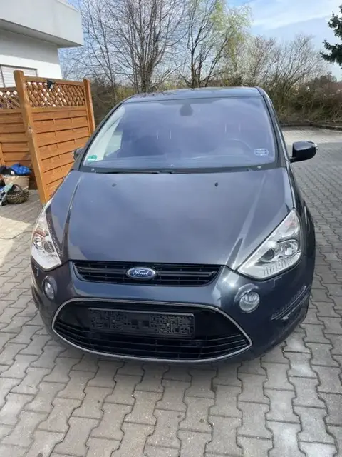 Used FORD S-MAX Petrol 2015 Ad 