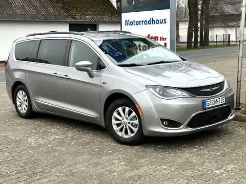 Used CHRYSLER PACIFICA Petrol 2020 Ad 