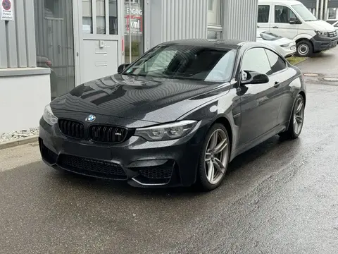 Used BMW M4 Petrol 2018 Ad 