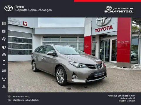 Used TOYOTA AURIS Hybrid 2014 Ad 