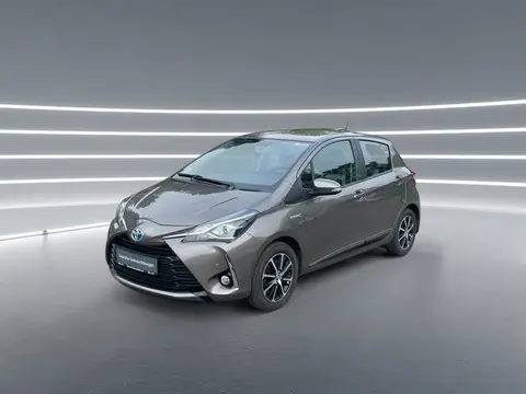 Used TOYOTA YARIS Hybrid 2018 Ad Germany