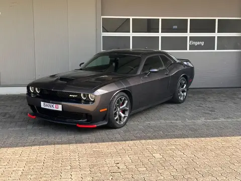 Used DODGE CHALLENGER Petrol 2015 Ad Germany