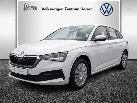 Annonce SKODA SCALA Essence 2019 d'occasion Allemagne