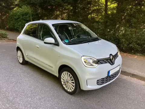 Used RENAULT TWINGO Electric 2021 Ad Germany