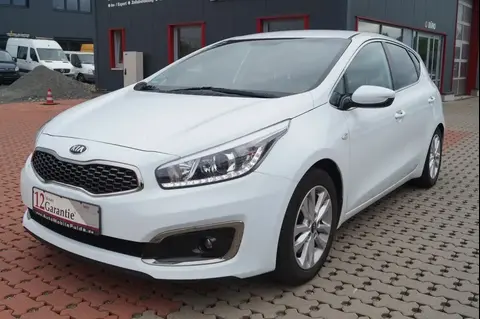 Annonce KIA CEED Essence 2018 d'occasion Allemagne
