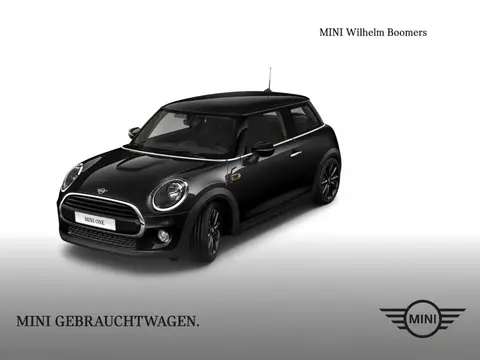 Used MINI ONE Petrol 2017 Ad Germany