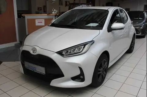Annonce TOYOTA YARIS Essence 2021 d'occasion Allemagne