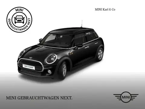 Used MINI COOPER Petrol 2017 Ad Germany