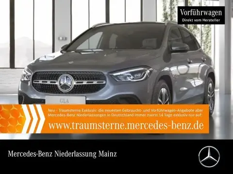 Used MERCEDES-BENZ CLASSE GLA Hybrid 2023 Ad Germany