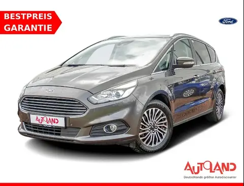 Used FORD S-MAX Petrol 2019 Ad Germany