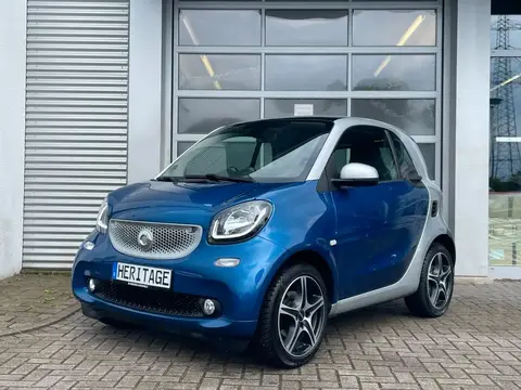 Used SMART FORTWO Petrol 2017 Ad Germany