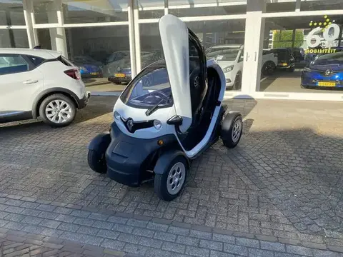Used RENAULT TWIZY Electric 2018 Ad 