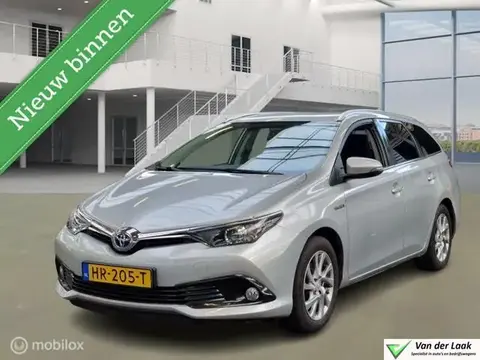 Used TOYOTA AURIS Hybrid 2015 Ad 