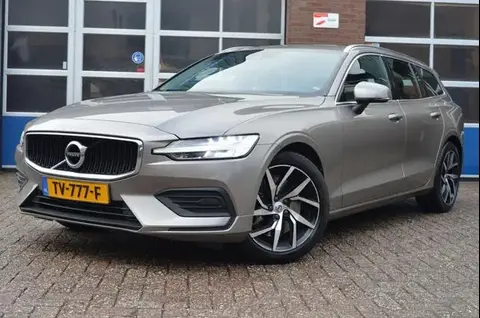 Annonce VOLVO V60 Essence 2018 d'occasion 