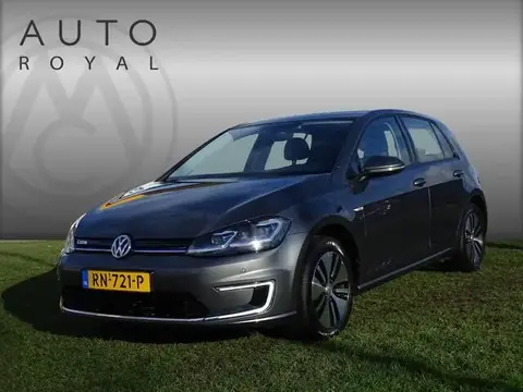 Used VOLKSWAGEN GOLF Electric 2018 Ad 