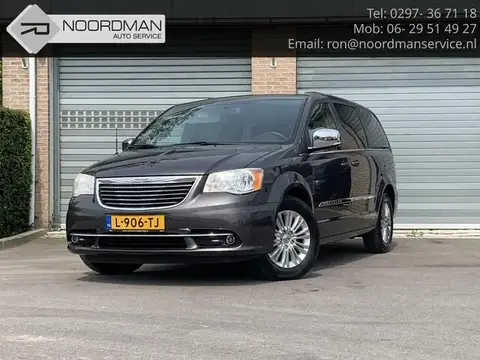 Used CHRYSLER GRAND VOYAGER Petrol 2015 Ad 